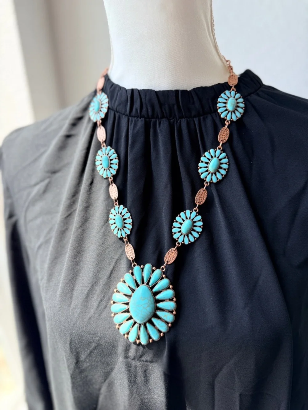 Western Fashion Turquoise Statement Sunburst Necklace - Women Jewelry